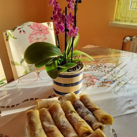 Meet your Posher, Mary - Picture 1 of 1